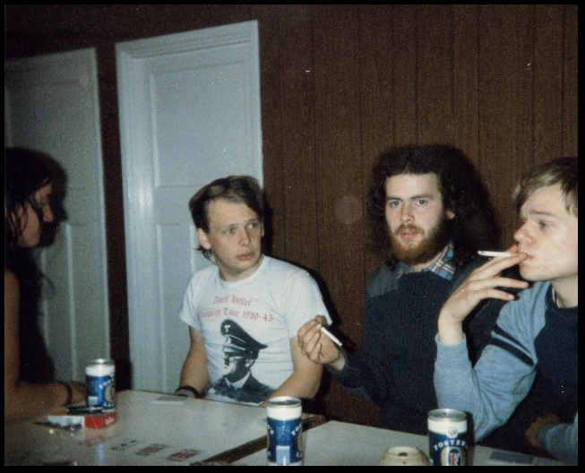 640x514 pixels (142K)